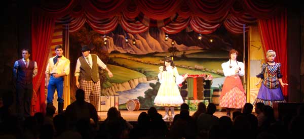 Hoop Dee Doo Review