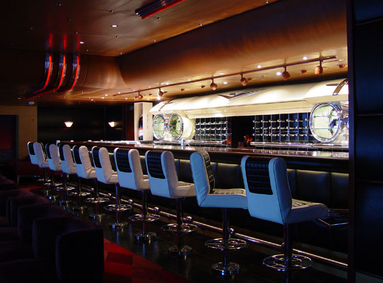 E_Route66_CadillacLounge_01