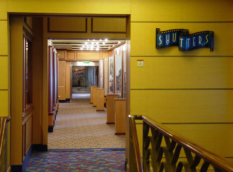 Shopping_Shutters_00