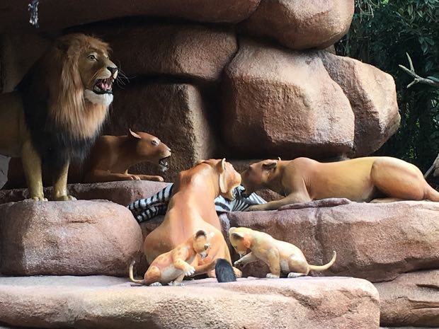 Jungle Cruise lions