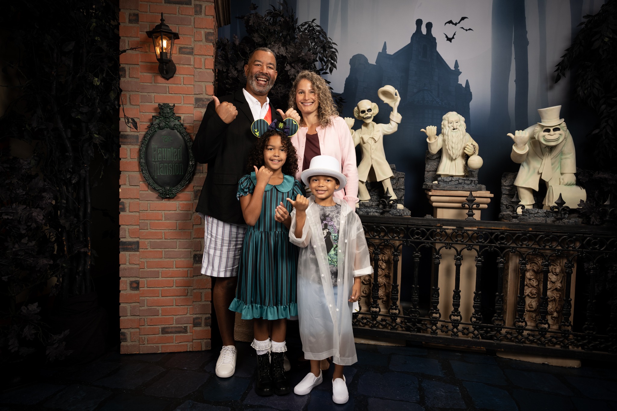 Disney Springs PhotoPass Studio Halloween